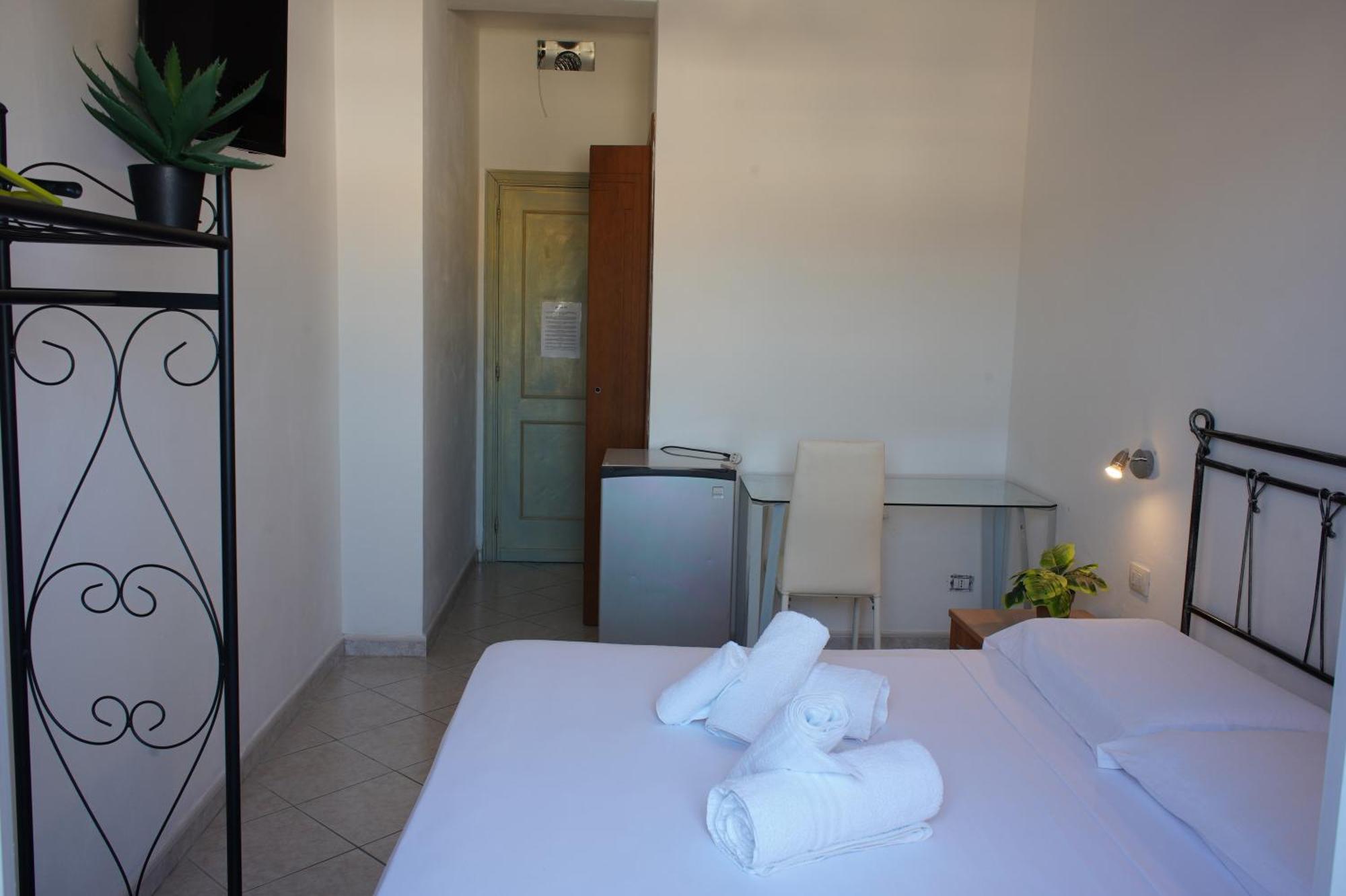 אלגהרו Oasis Guest House מראה חיצוני תמונה