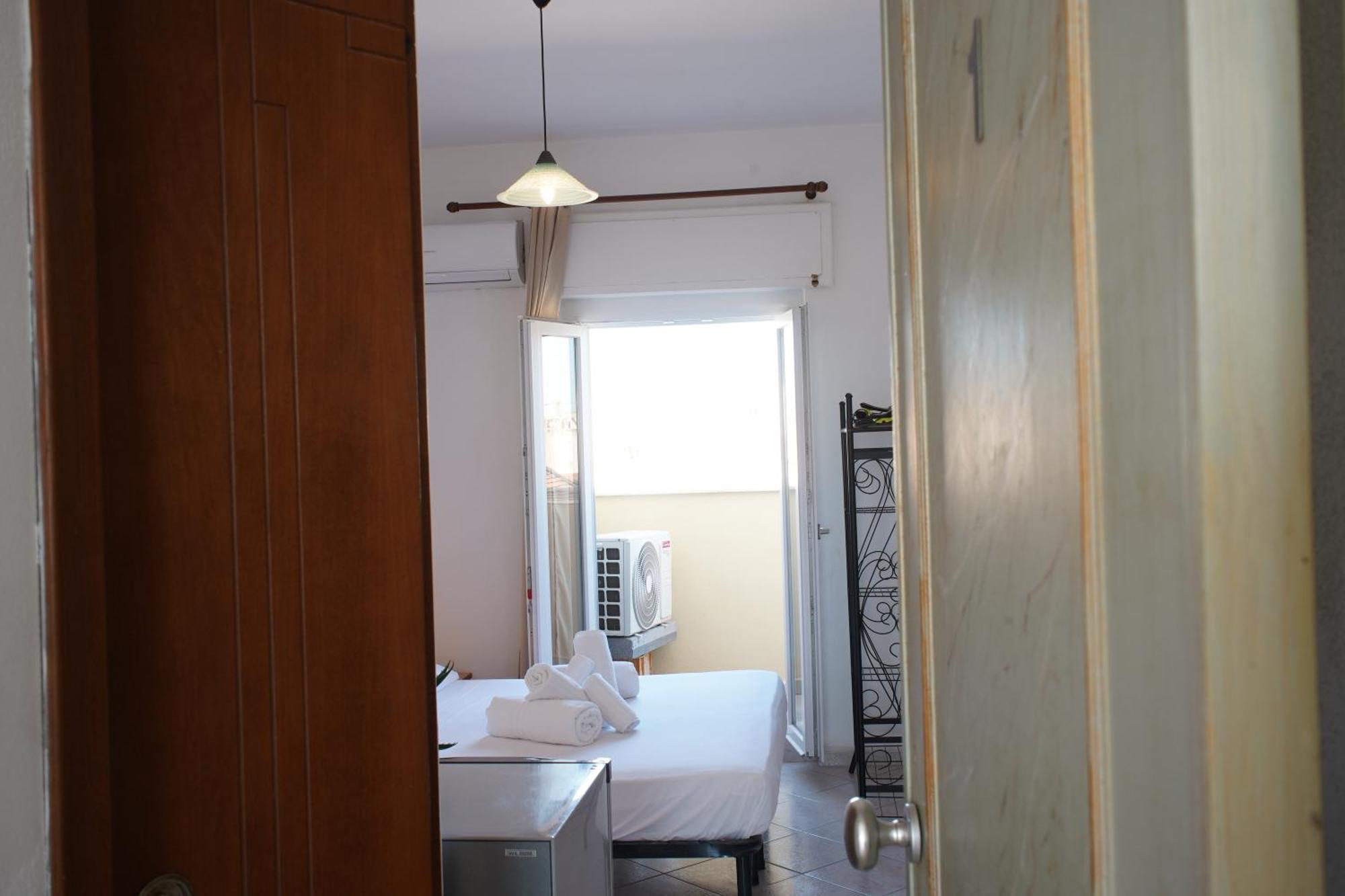 אלגהרו Oasis Guest House מראה חיצוני תמונה