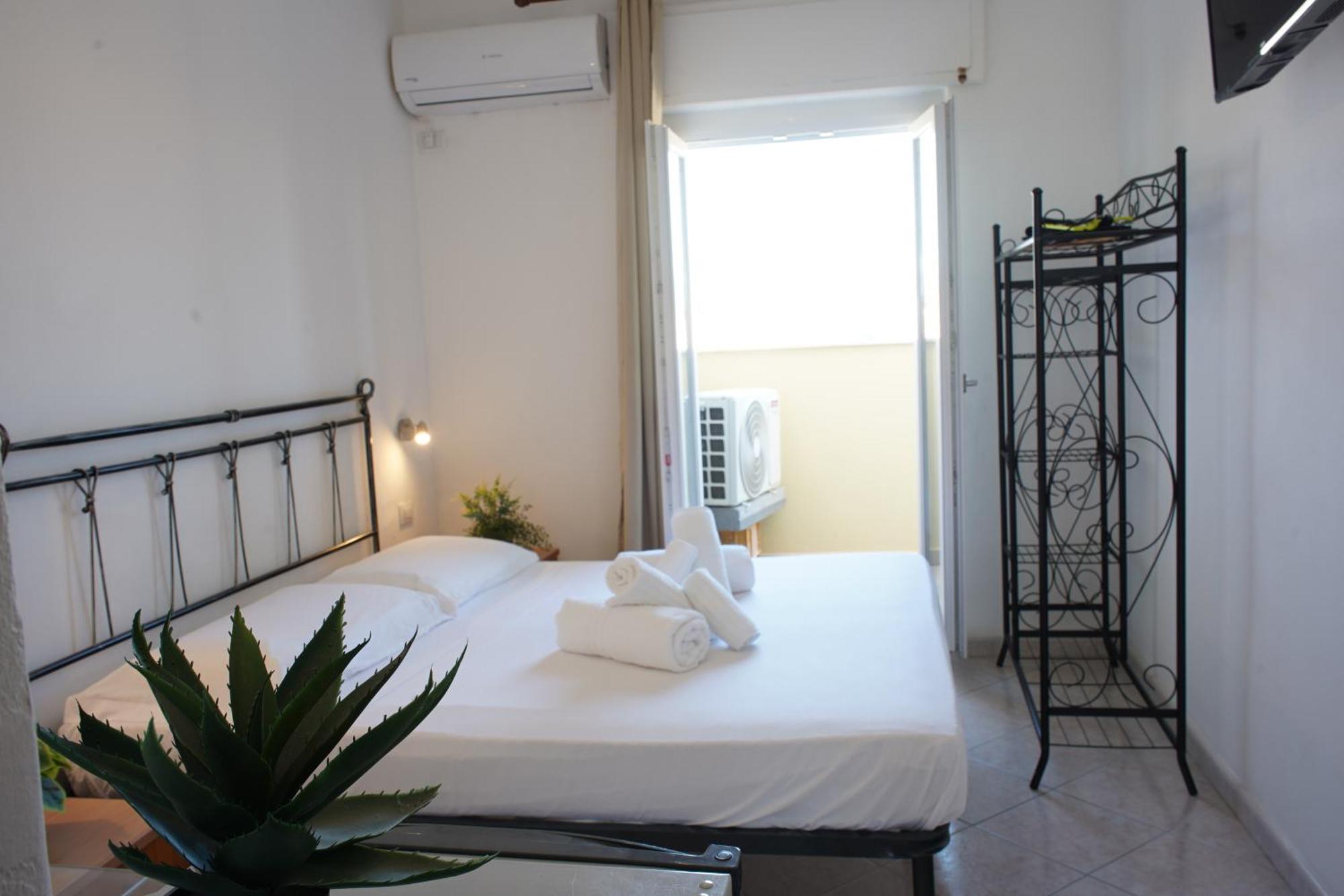 אלגהרו Oasis Guest House מראה חיצוני תמונה