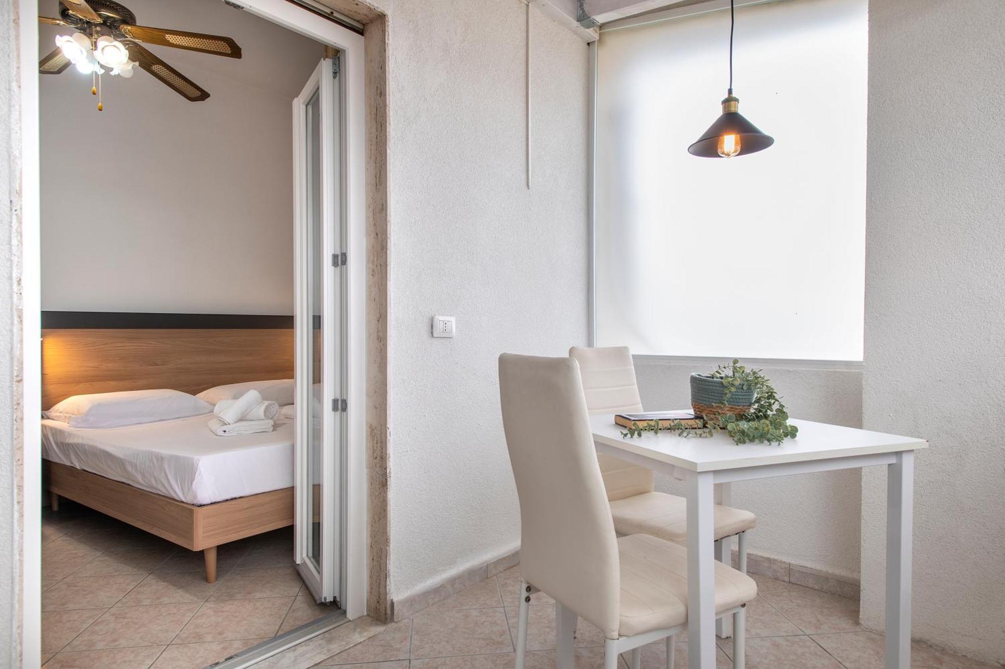 אלגהרו Oasis Guest House מראה חיצוני תמונה