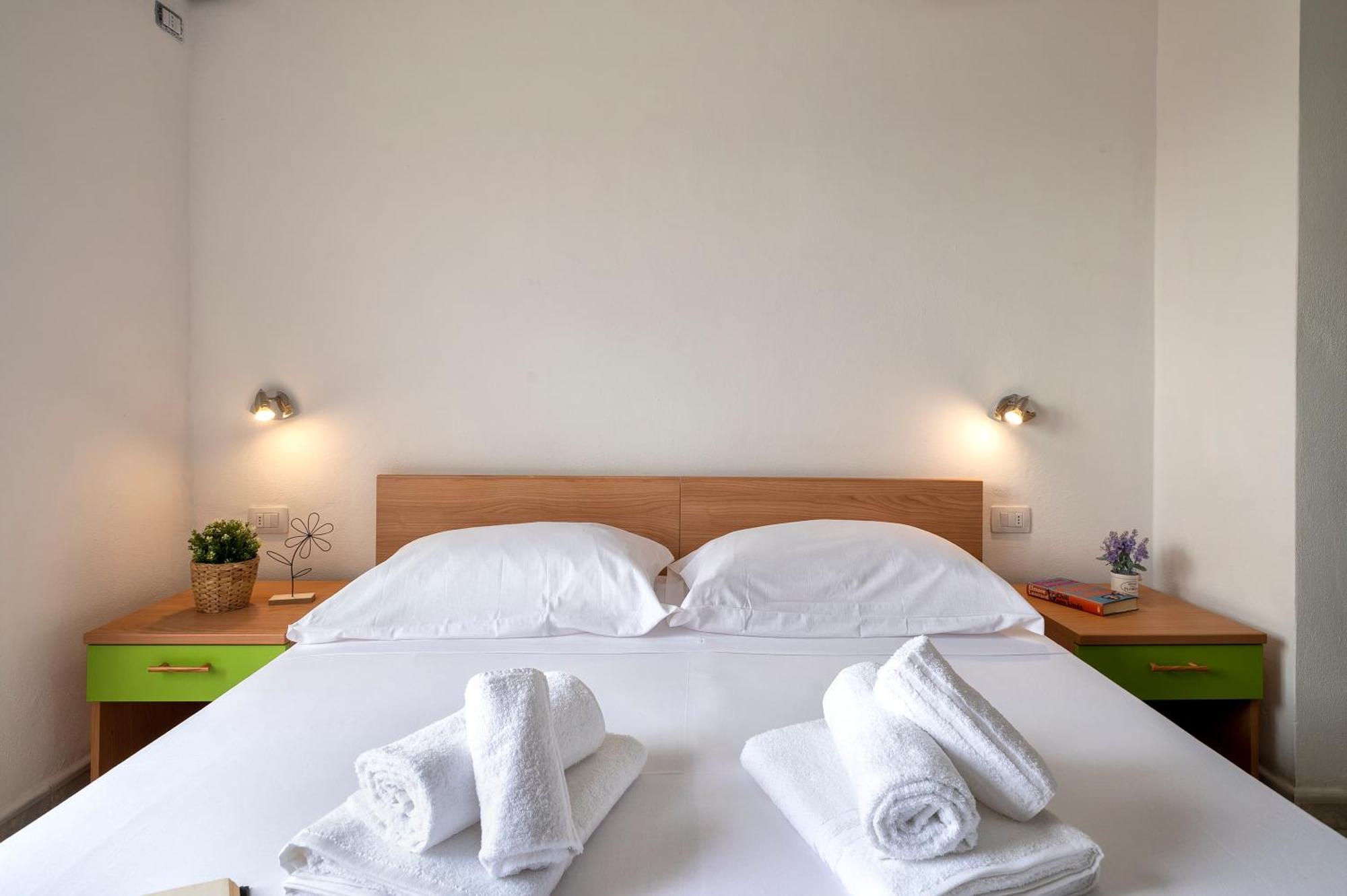 אלגהרו Oasis Guest House מראה חיצוני תמונה
