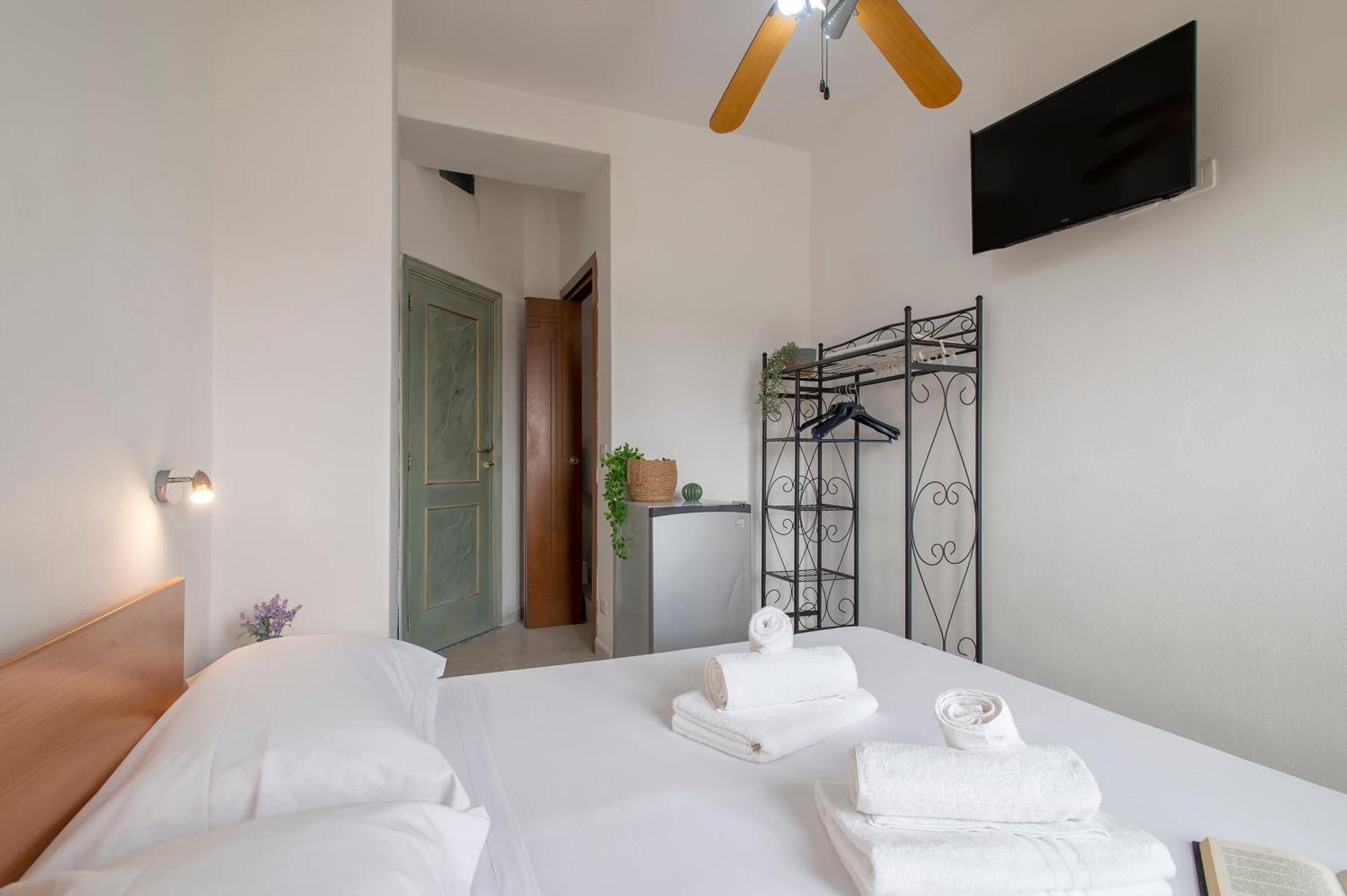אלגהרו Oasis Guest House מראה חיצוני תמונה