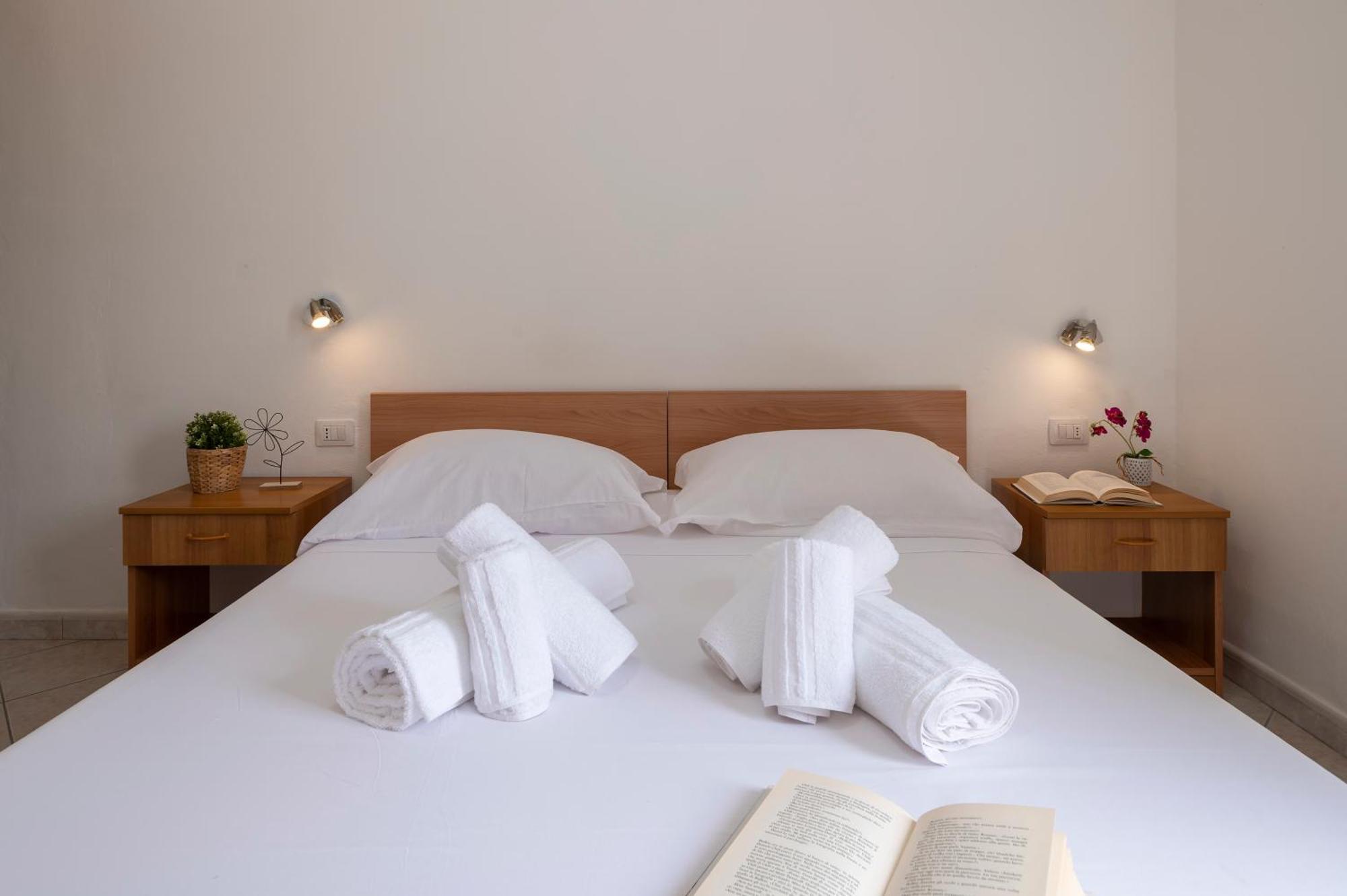 אלגהרו Oasis Guest House מראה חיצוני תמונה